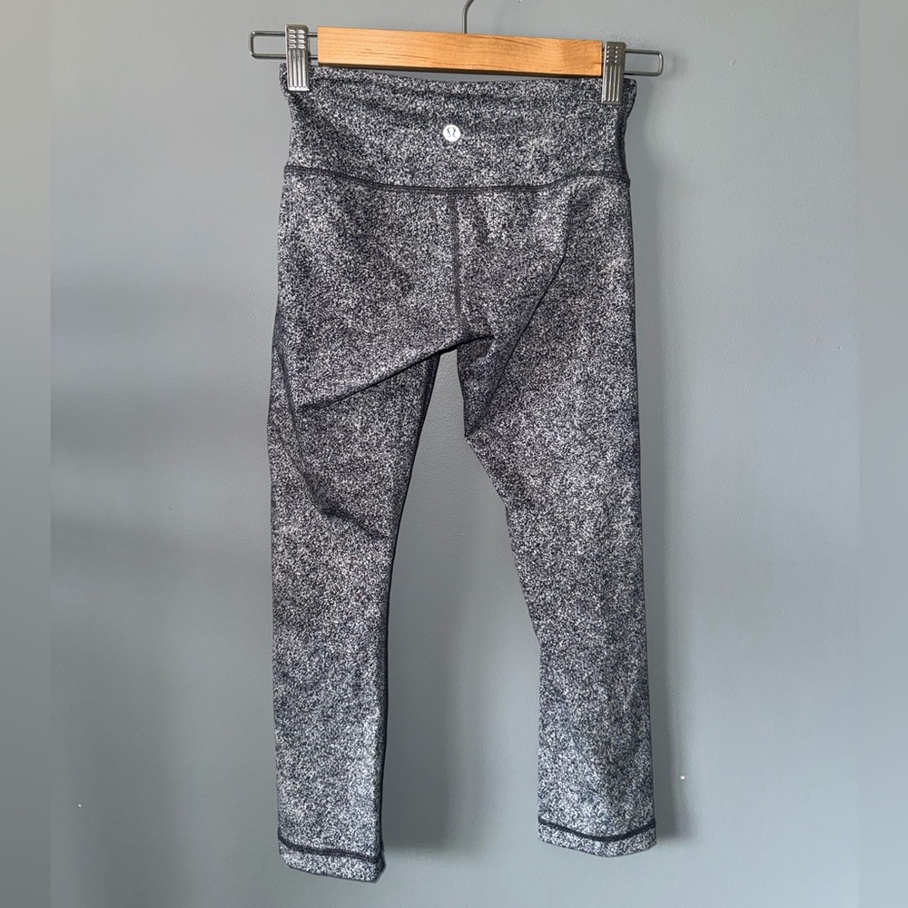 Lululemon Wunder under leggings